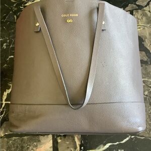 Cole haan Ex large silver Bayleen pebbled leather tote bag 19x13